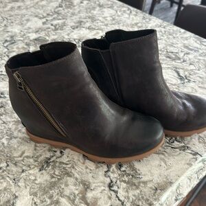 Sorel Joan of Arctic wedge boots